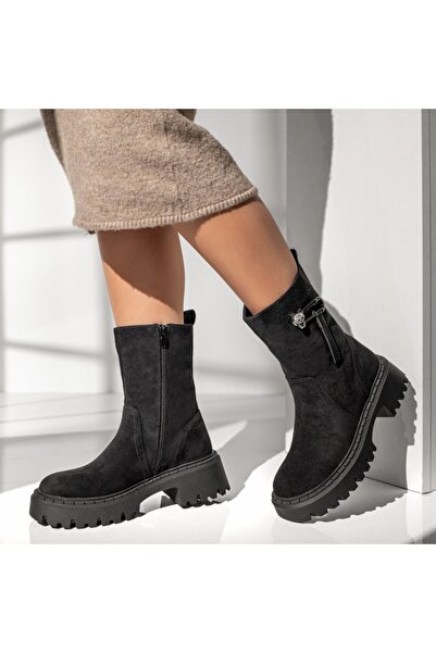 Modlet.ro Women's black suede boots with metallic details MOD12794