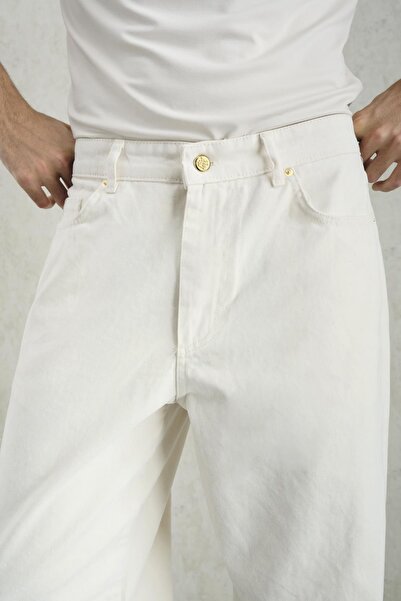 GIESTO Gold Accessory Detail Ecru Pants