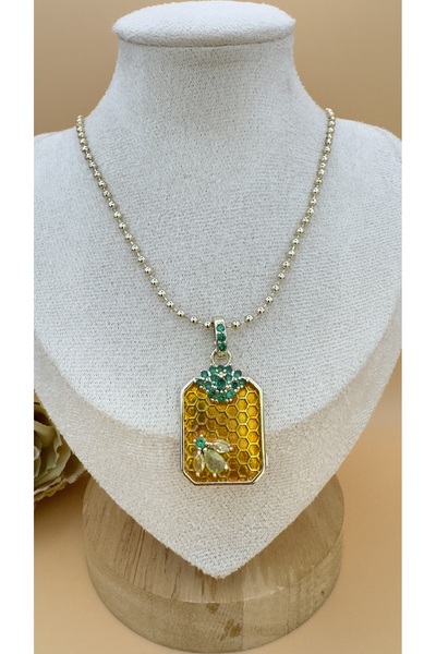 SK aksesuar قلادة VIP بتصميم نحلة مرصعة بالأحجار الكريمة من ماركة دوريكا