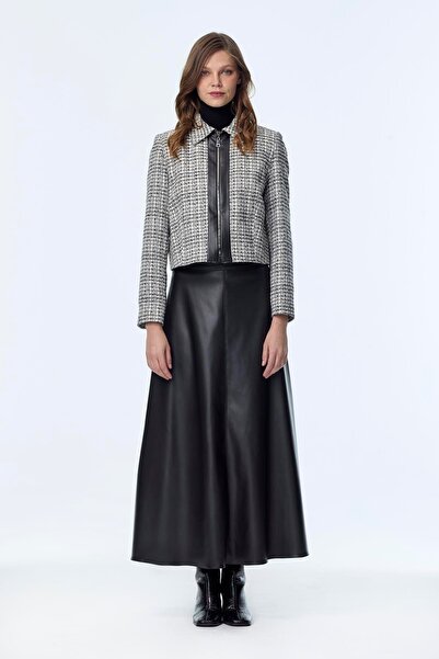 Zühre Tweed Patterned Leather Detailed Ecru/Black Double Suit Tk-1658