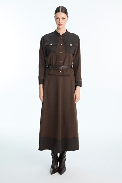 Zühre طقم مكون من قطعتين باللون البني مع حزام خصر وتفاصيل جيب TK-1671
