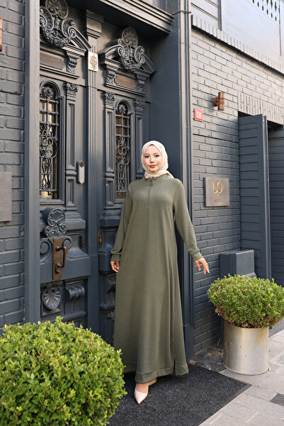 Butik Knitted Half Turtleneck Zipper Dress