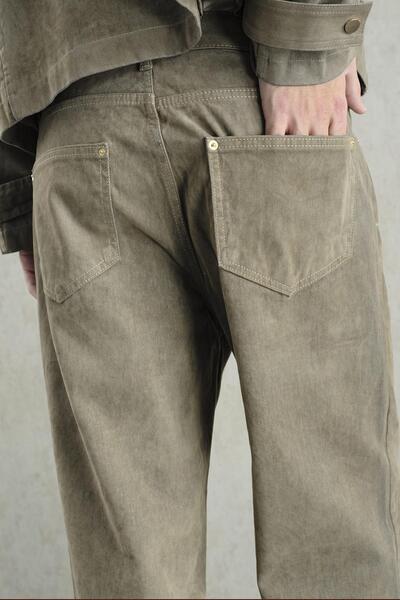 GIESTO Khaki Pants with Gold Accessory Details