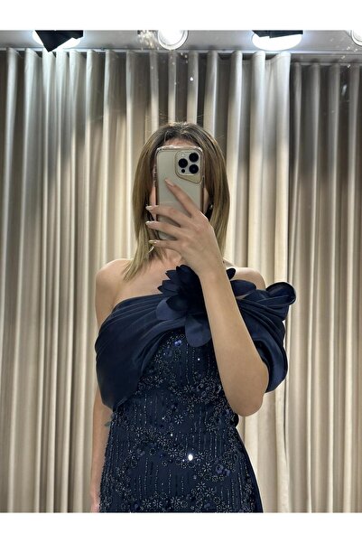 Kaleiçi Yıldızlar Lacivert Tek Omuz Gül Detay Nakış İşlemeli Abiye 5650