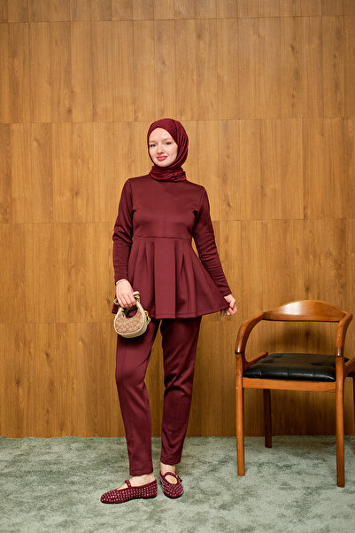 LOCCO Women's Stitching Detailed Pleated Suit Burgundy