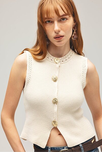 Saade Ecru Women's Metal Button Detailed Knit Vest