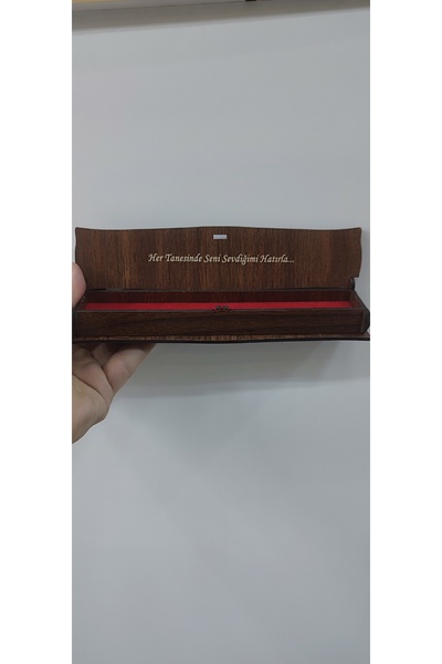 QELA COLLECTION Kişiye Özel Yazılı Ahşap Tespih Kutusu - Hediyelik, Şık ve Özel Tasarım