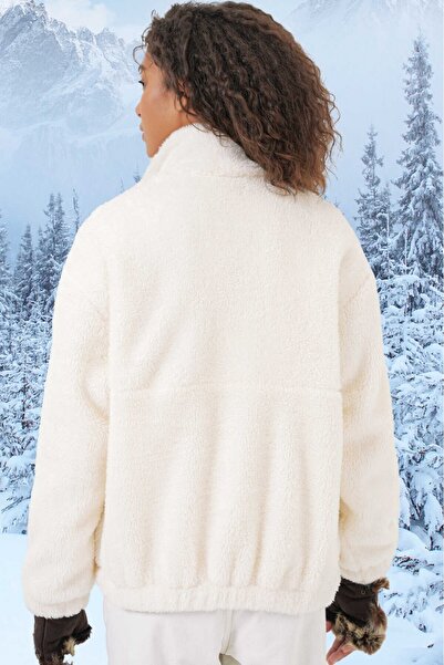 Modamorfo Plush Coat with Lined Pockets and Front Zipper - Ecru