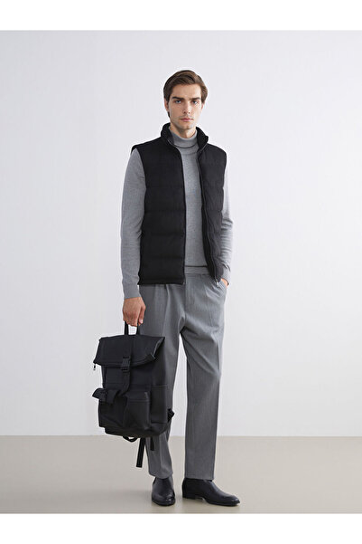 LC Waikiki Create Your Style from Uzg Store |   Standard Mold Stand-Up Collar Men's Puffer Vest