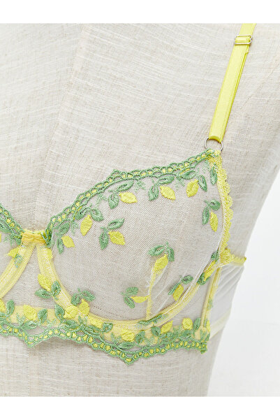 LC Waikiki Özmarka Yeni Sezon Balenli Dolgusuz Nakışlı Fantezi Tişört Sütyen