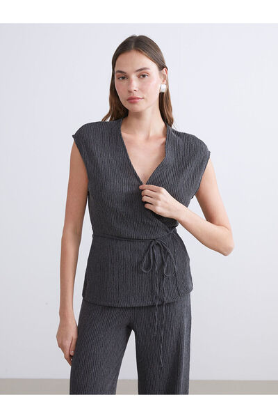 LC Waikiki Γυναικείο γιλέκο με λαιμόκοψη V και υφή Peak New Season