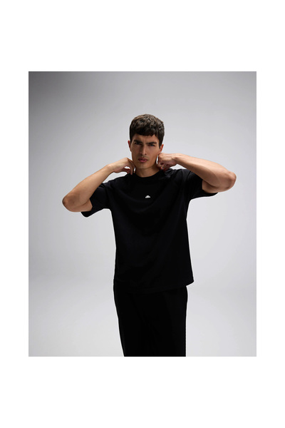 Ellesse Men's Black T-Shirt Em557-Bk