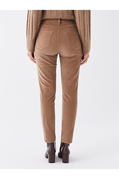 LC Waikiki Basic Normal Bel Dar Fit Düz Kadife Kadın Pantolon