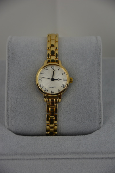 QUARTZ Kadın Kol Saati Klasik Roma Rakamlı Gold Renk Metal Kordon