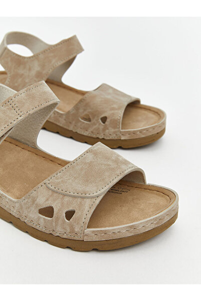 LC Waikiki Γυναικεία σανδάλια Suede Look