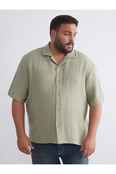 LC Waikiki قميص رجالي كاكي مريح ذو ياقة قصيرة الأكمام من الموسلين