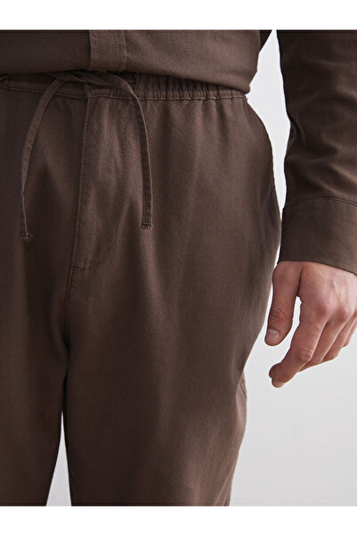 LC Waikiki Ανδρικό παντελόνι Vizyon New Season Comfortable Fit με λινό εμφάνιση