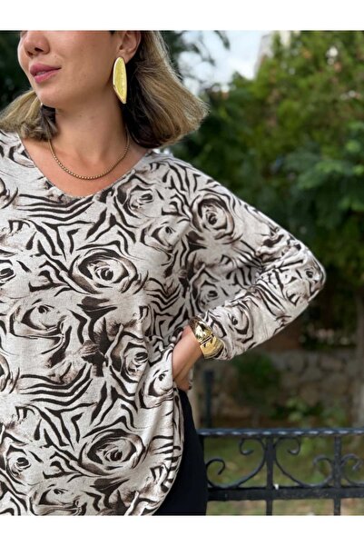 Punta Otantik NC1128A Ιταλική πλεκτή μπλούζα με λαιμόκοψη σε σχήμα V με ροζ σχέδιο μπεζ