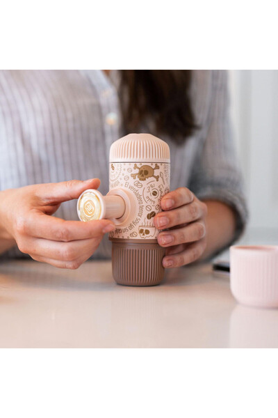 Wacaco Portable espresso machine Nanopresso Dark Soul Pink, 18bar, 80 ml, No charge&battery,Pink