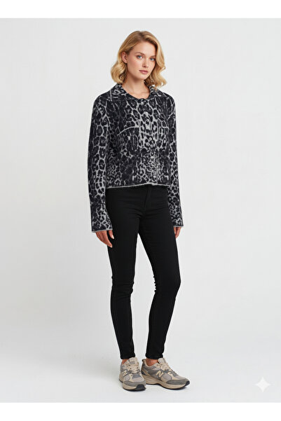 Dilvin Polo Neck Buttoned Pocketed Leopard Knit Cardigan-Black