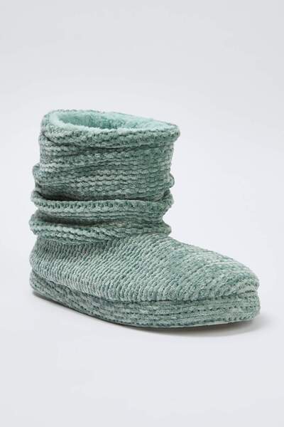 TRENDYOL SHOES Green Plush Women's Slippers Home Boots Takaw26Er00013