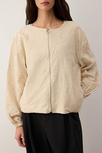 Trendyol Collection Ecru Embroidered Woven Jacket Twoaw26Ce00076
