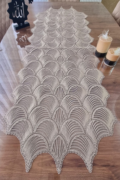 Çt Çeyizci Tekstil Γαλλική δαντέλα Λεπτομερής Μονό Τραπέζι Runner - On and Drape Runneri