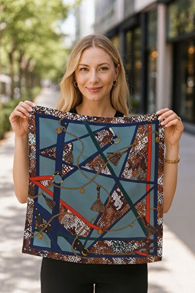 Axesoire 14935 Чорно-синя атласна хустка з ланцюговим візерунком