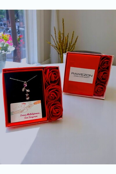 RAWEZON Gül Taşlı Detaylı Çelik Kolye Güllü Kutuda | Sevgiliye Sevdiklere Özel Konsept Hediye