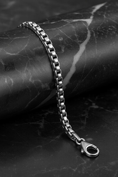 İyyaKee Men's 5.5 mm Polo Chain Model Thick Engraved 316 L Steel Bracelet