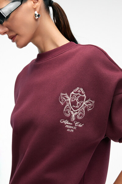 GRIMELANGE Audra Women's Oversize Round Neck Embroidery Detailed Burgundy Sweatshirt
