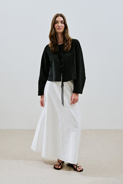 Manuka Embroidered Tie-Blue Bluz Black