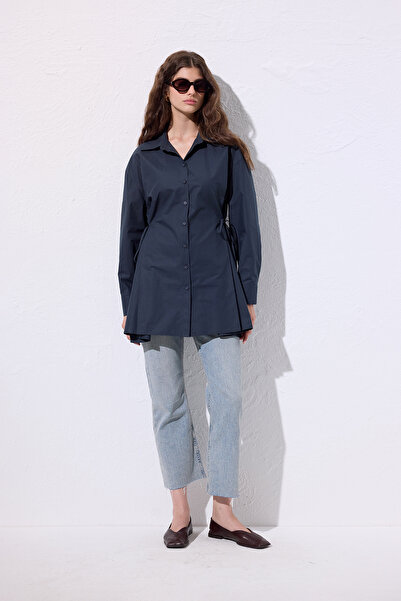 Manuka Блуза з деталями на зав'язках, темно-синя