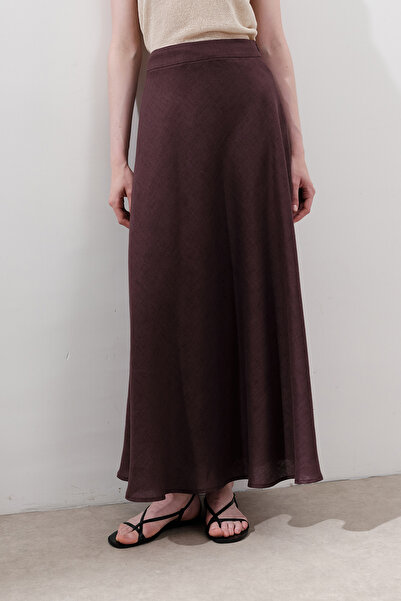 Manuka FUSTA DETALIE CUSUT DE LENJIERIE MURD