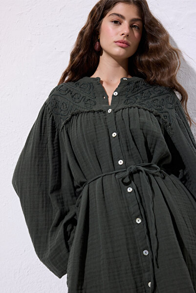 Manuka Muslin Embroidered Shirt Dark Green