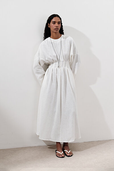 Manuka ŠATY S DETAILY Z KETENOVÉHO PLESE V ECRU