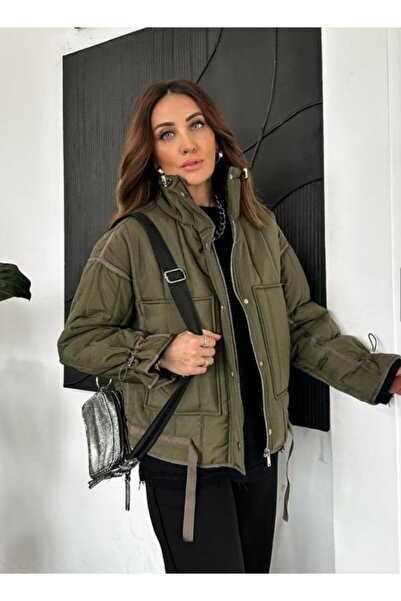 Bella Bloom Boutique Yüksek Yaka Fermuarlı Cepli Rahat Kesim Özel Tasarım Mont HAKİ RENK