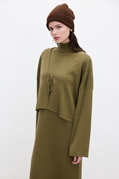 Manuka Green Knitwear Cardigan - Lace-Up Design