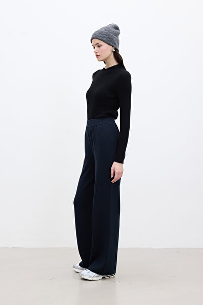 Manuka Straight Leg Knitting Pants Navy Blue