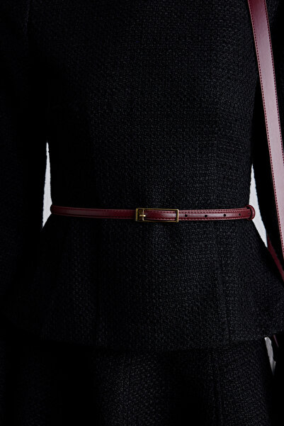 Manuka Burgundy Thin Belt - Rectangular Buckle