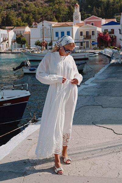 Manuka Ecru barevné vyšívané šaty