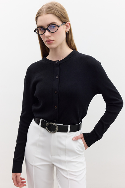 Manuka Tricotaje negre Cardigan - Textura moale