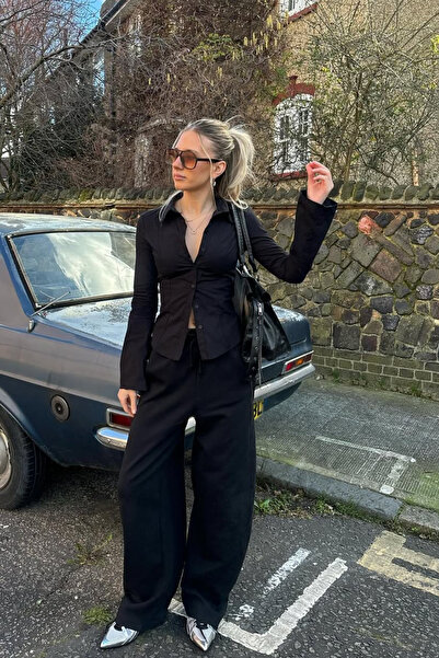 Siyah Uzun Kollu Vücuda Oturan Gömlek HL150