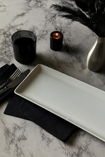 Kütahya Porselen Tan 35X15 cm Rectangular Chicken World Presentation Plate Single (with Emblem)