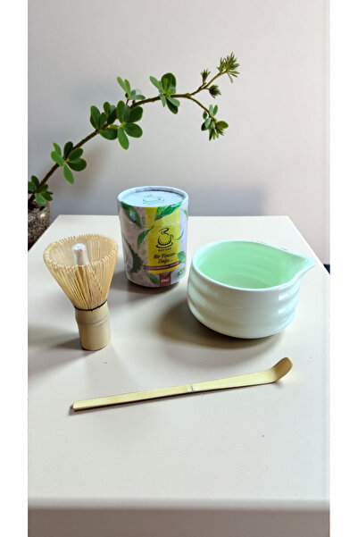 Karadeniz Matcha شاي ماتشا من الدرجة الاحتفالية، مِخفقة ماتشا من الخيزران، وعاء سيراميك، ملعقة ماتشا من الخيزران