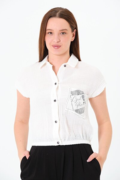 Sortie Collection Cămașă de damă, culoare ecru, cu talie elastică, mâneci scurte, lungime midi, imprimeu buzunar, muselină