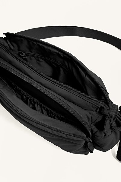 Oysho Mini bebek bakımı çantası