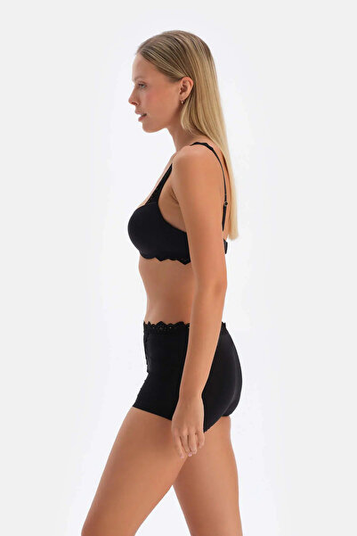 Dagi Siyah Dantel Detaylı Premıum Basıc Kadın Boxer