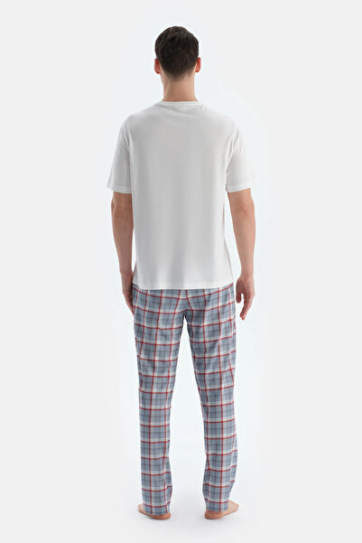 Dagi Комплект пижама с тениска и панталон в екрю стил с джоб и бродерия