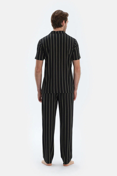 Dagi Set de pijamale cu pantaloni de cămașă cu mânecă scurtă cu imprimeu linie neagră